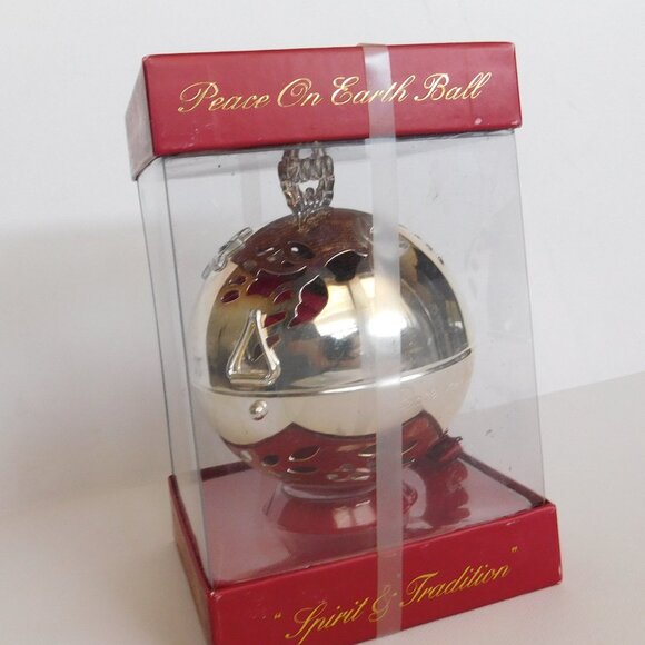 Lenox Christmas Holiday Silver Plated Ornament Peace on Earth Ball NIP VTG - Picture 1 of 4